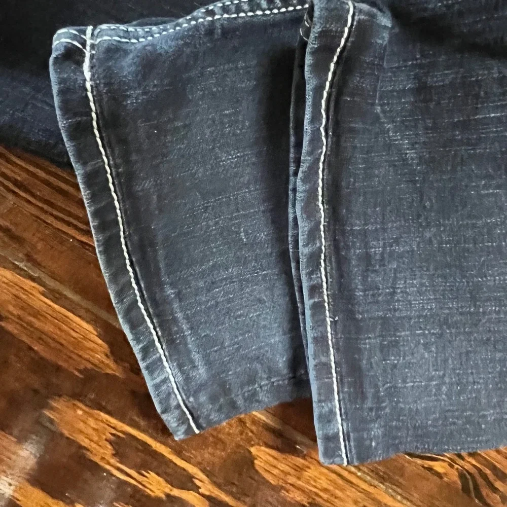 Daytrip Virgo Bootcut Jeans Dark Wash Contrast Stitch Size 31R DBK607